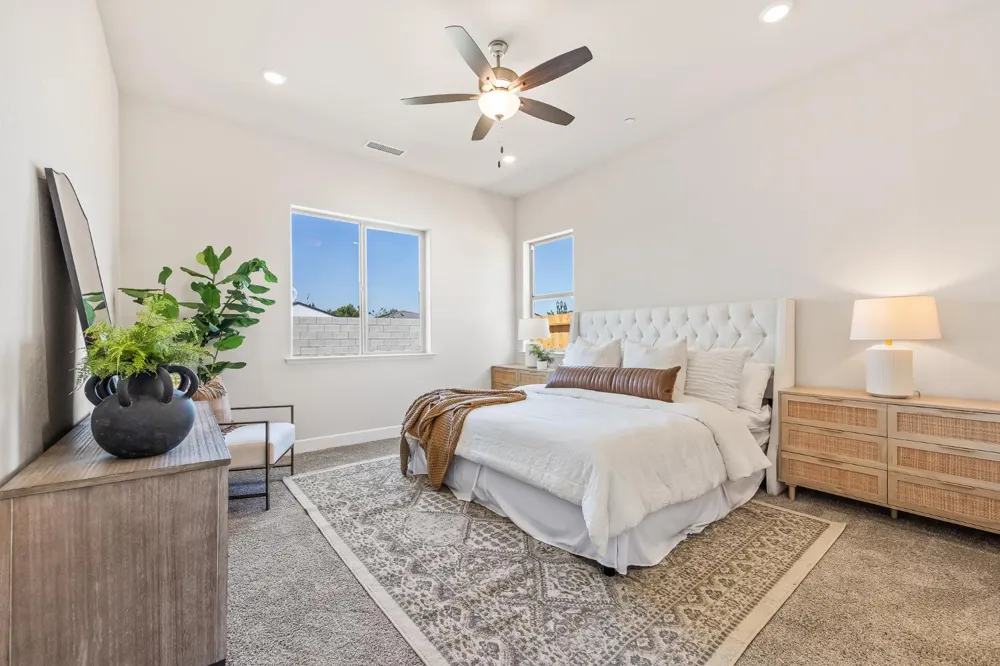 7210 W Ashcroft Avenue Fresno, CA 93723