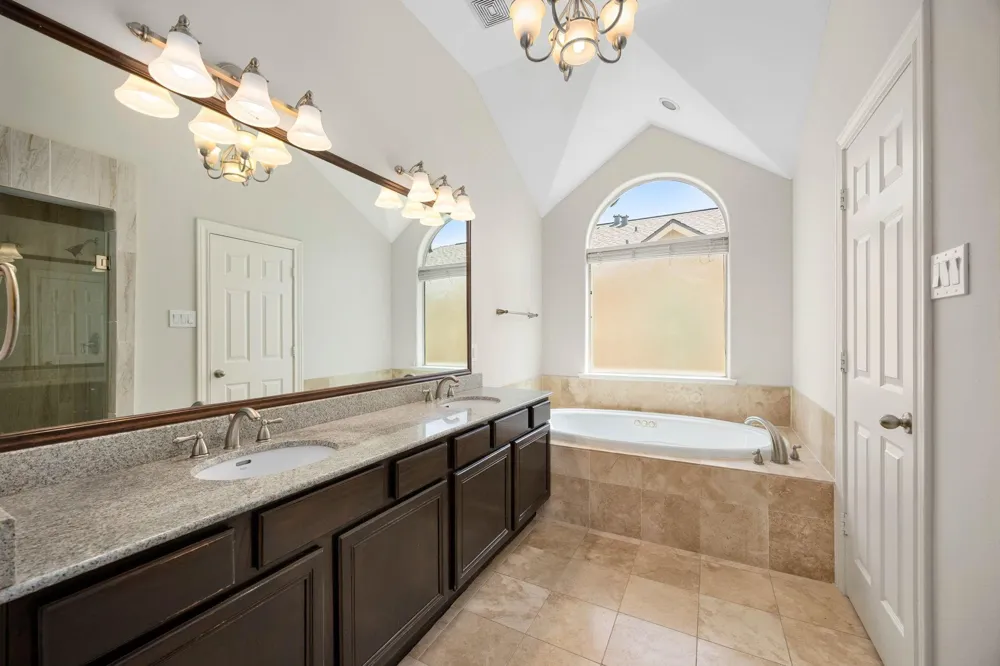 5723 Kansas Street Houston, TX 77007