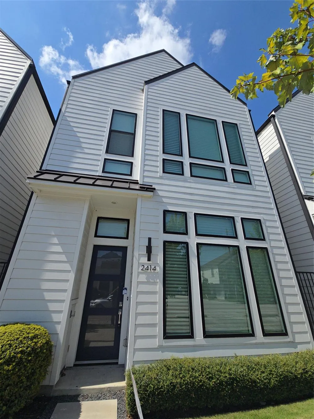 2414 Gray Street Houston, TX 77003