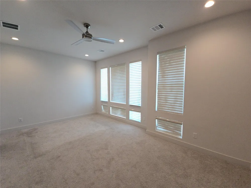 2414 Gray Street Houston, TX 77003