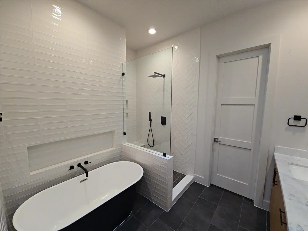 2414 Gray Street Houston, TX 77003