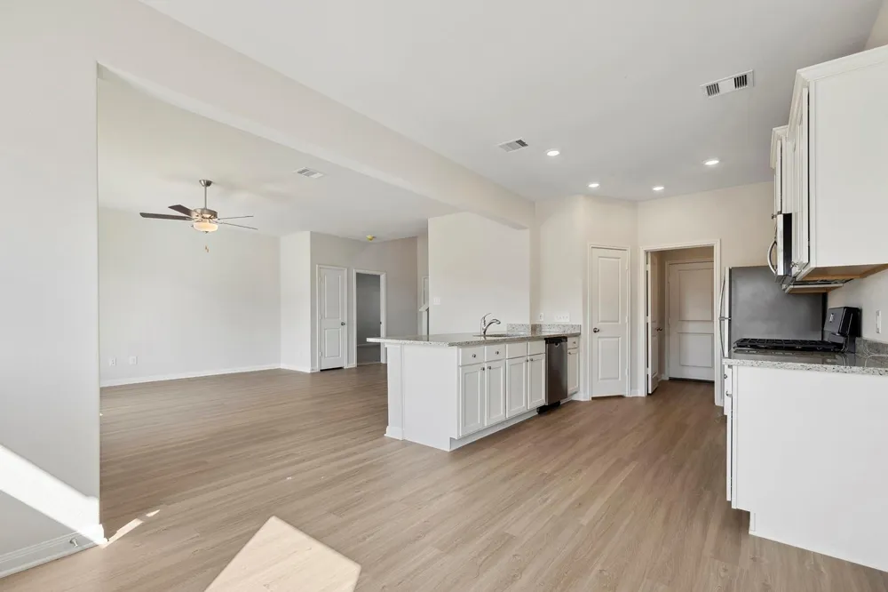 709 Jasmine Ridge Lane Waller, TX 77484