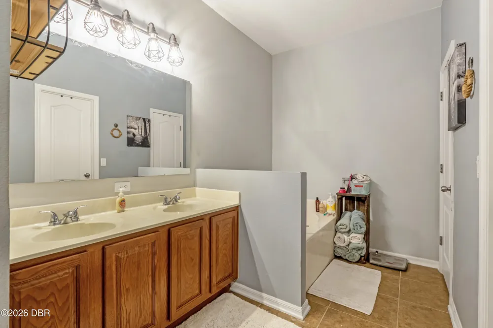 3923 Sunset Cove Drive Port Orange, FL 32129