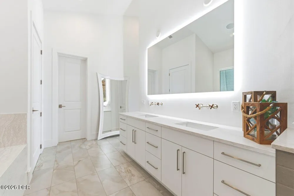 7050 Turtlemound Road New Smyrna Beach, FL 32169