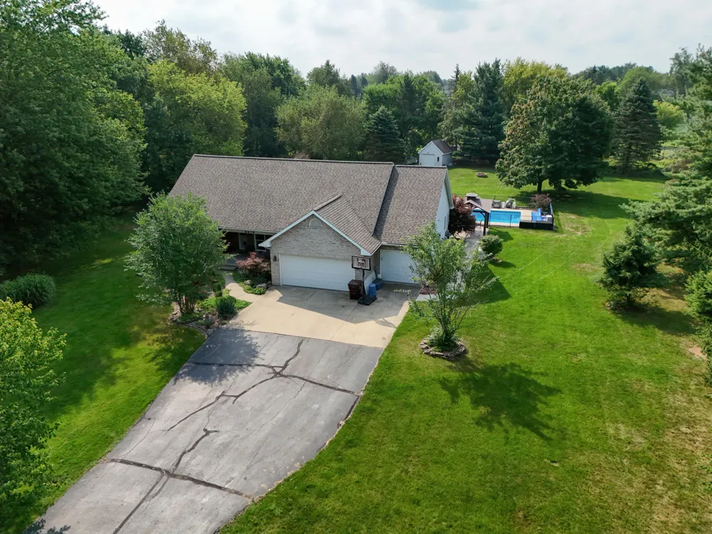 2276 White Pine Drive Williamston, MI 48895