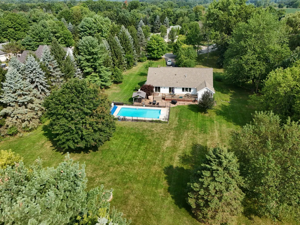 2276 White Pine Drive Williamston, MI 48895