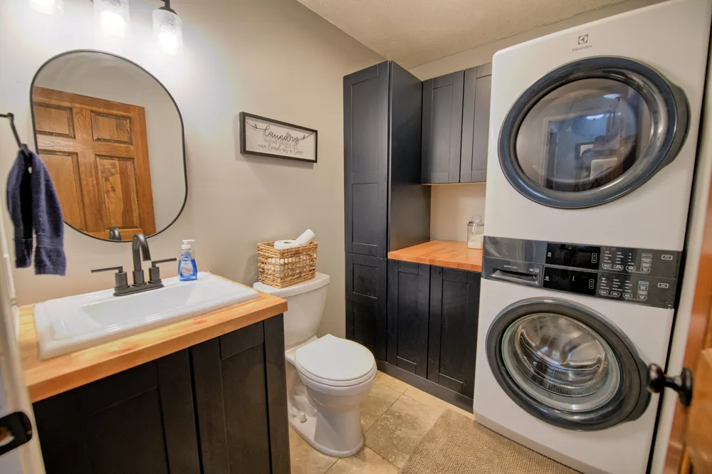 2276 White Pine Drive Williamston, MI 48895