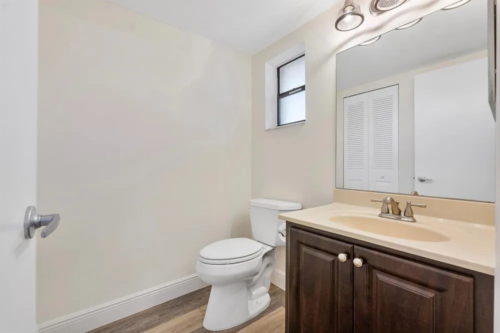 10444 NW 30TH COURT #307 Sunrise, FL 33322