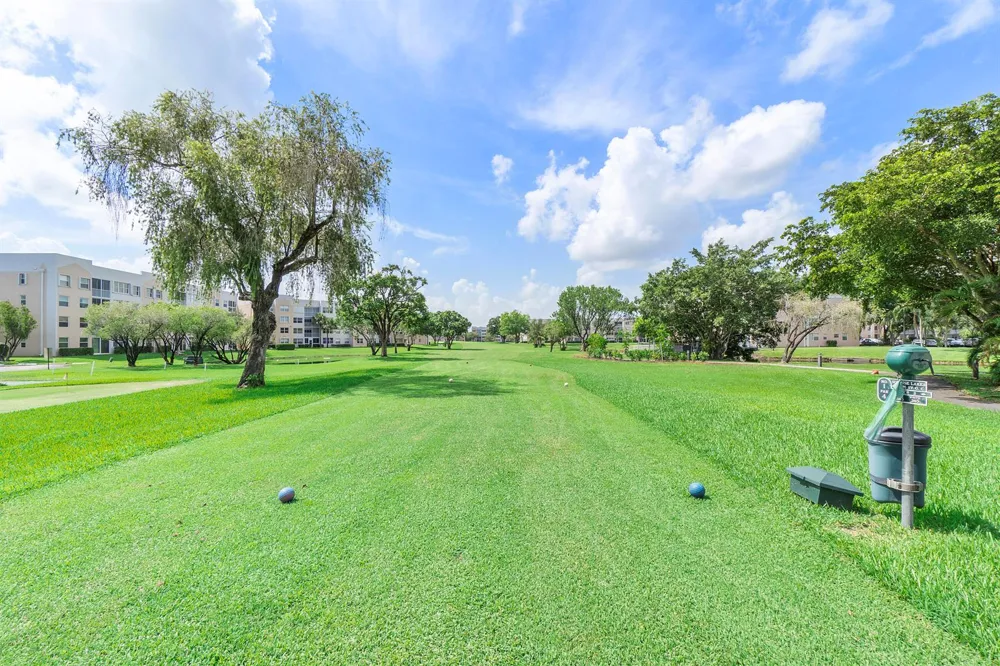 10444 NW 30TH COURT #307 Sunrise, FL 33322