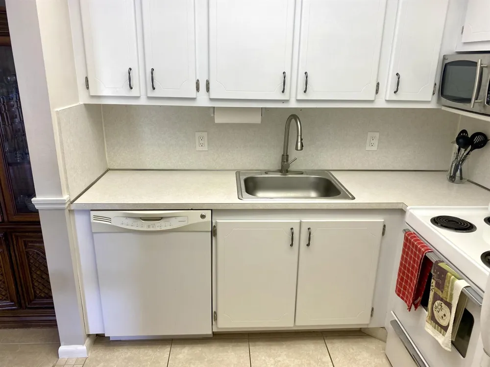 335 FARNHAM P Deerfield Beach, FL 33442