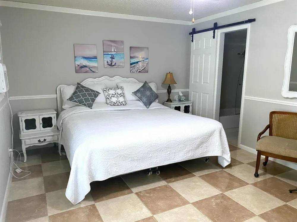 335 FARNHAM P Deerfield Beach, FL 33442