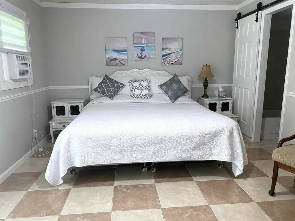 335 FARNHAM P Deerfield Beach, FL 33442