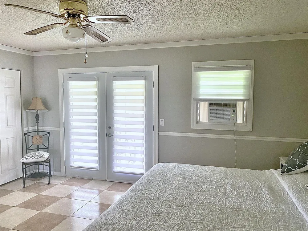 335 FARNHAM P Deerfield Beach, FL 33442