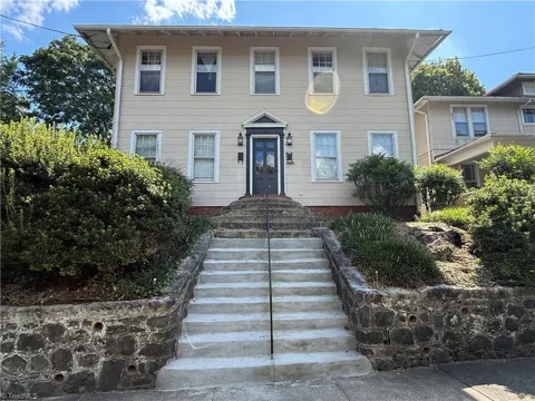 164 West End Boulevard #5