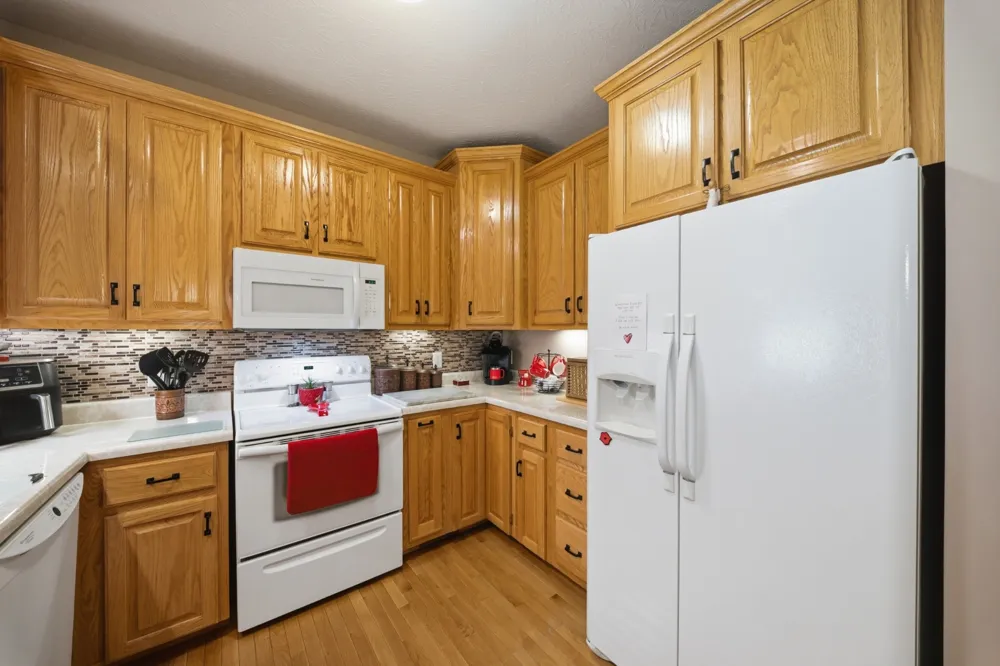 221 Allen Dr Greenbrier, TN 37073