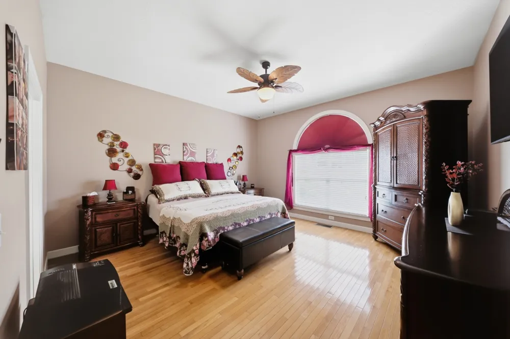 221 Allen Dr Greenbrier, TN 37073
