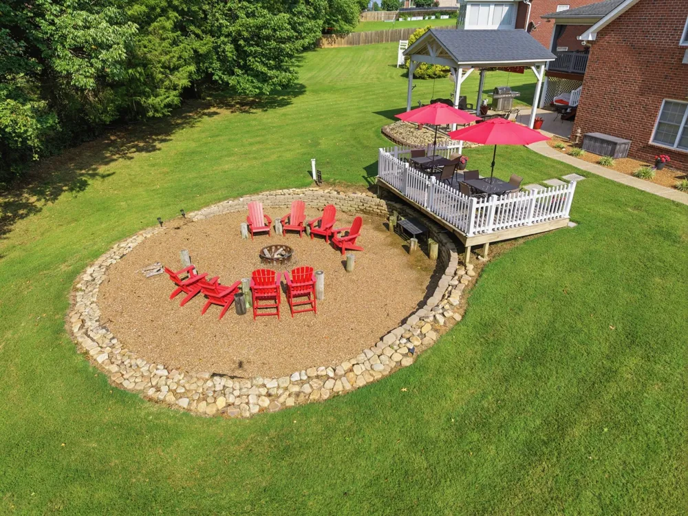 221 Allen Dr Greenbrier, TN 37073