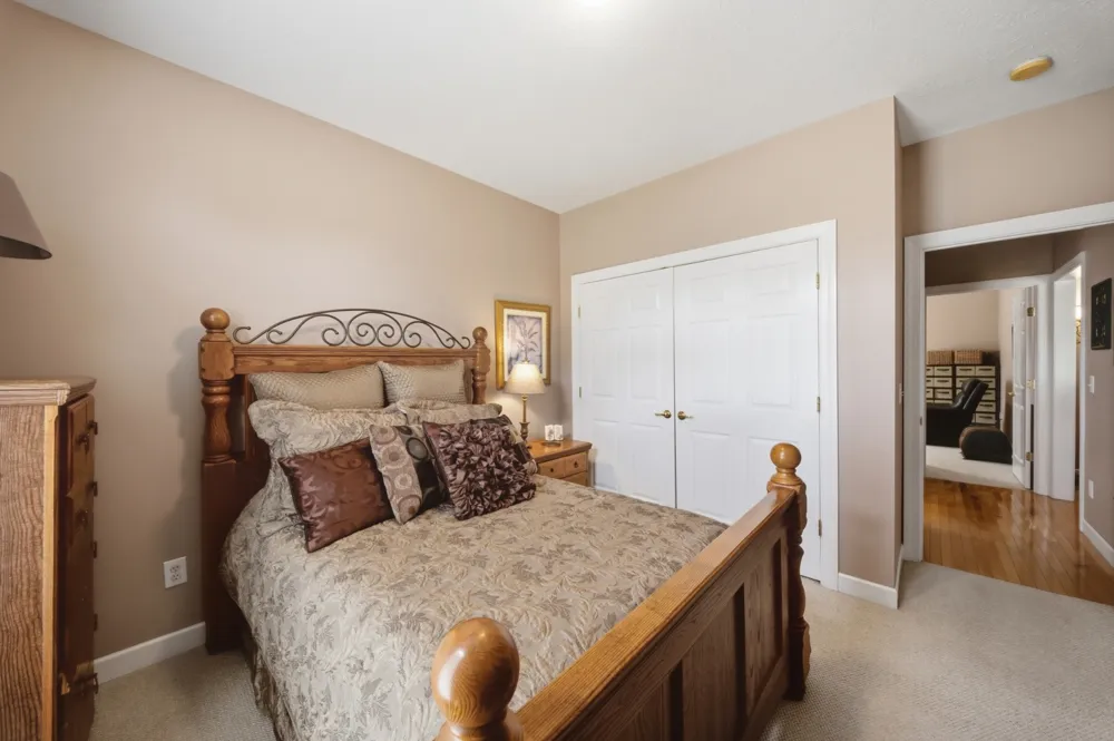 221 Allen Dr Greenbrier, TN 37073