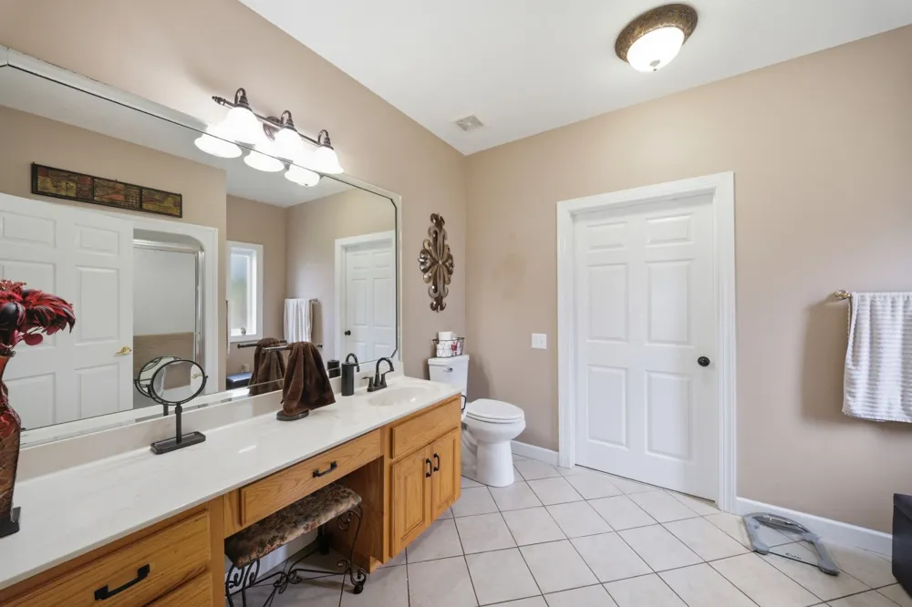 221 Allen Dr Greenbrier, TN 37073
