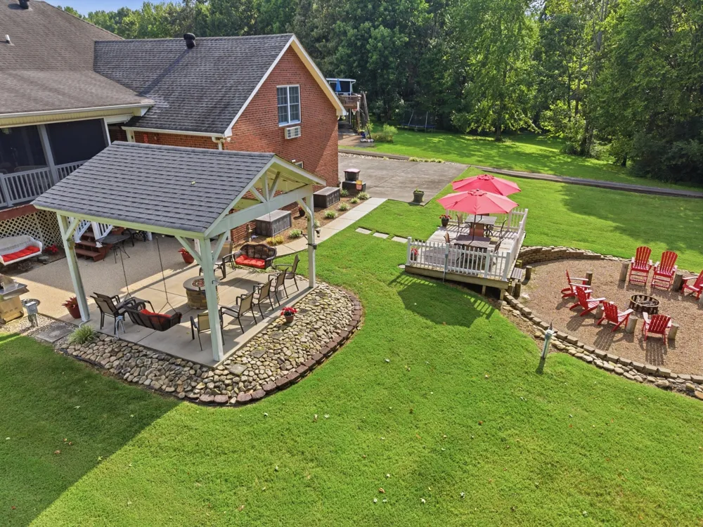 221 Allen Dr Greenbrier, TN 37073