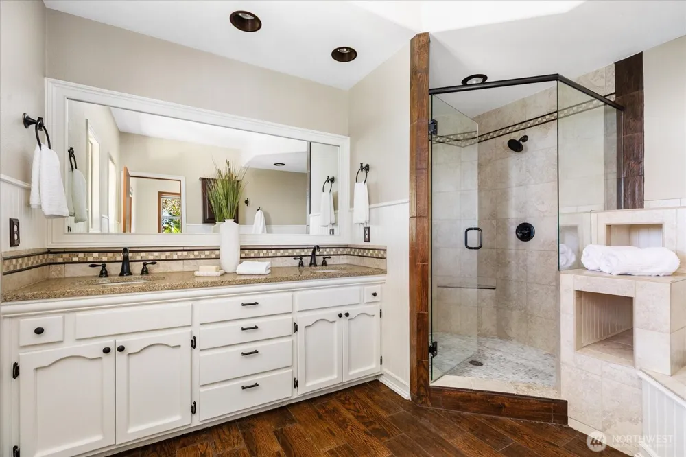 4444 Norris Lane Oak Harbor, WA 98277