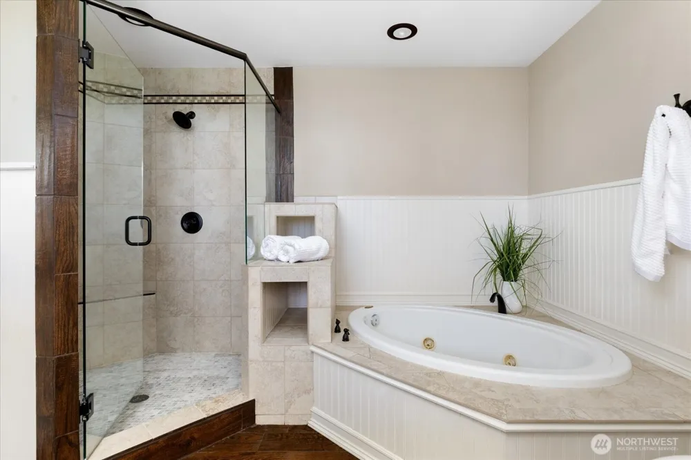 4444 Norris Lane Oak Harbor, WA 98277