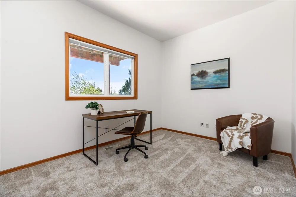 4444 Norris Lane Oak Harbor, WA 98277