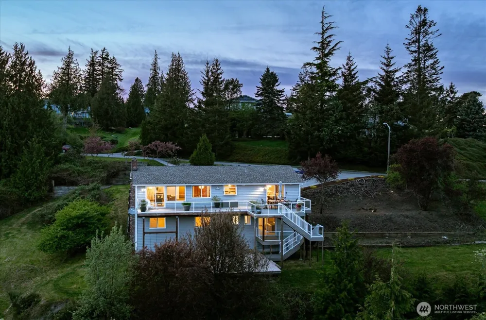 4444 Norris Lane Oak Harbor, WA 98277