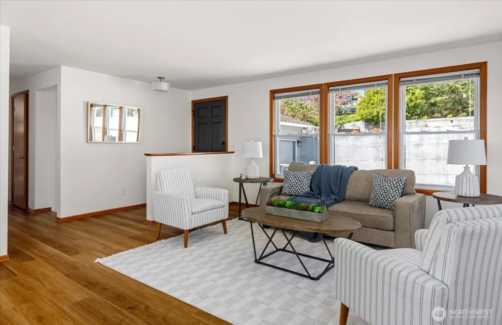 4444 Norris Lane Oak Harbor, WA 98277