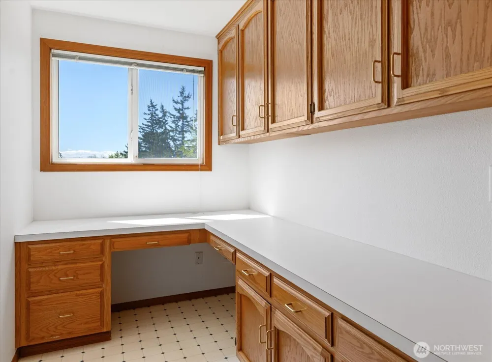 4444 Norris Lane Oak Harbor, WA 98277