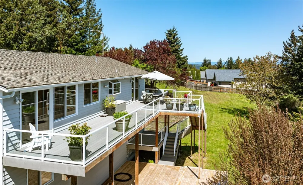 4444 Norris Lane Oak Harbor, WA 98277