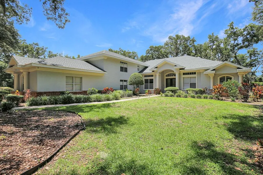 6034 HAMMOCK HILL AVENUE Lithia, FL 33547
