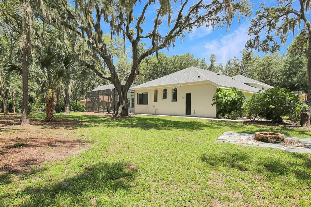 6034 HAMMOCK HILL AVENUE Lithia, FL 33547