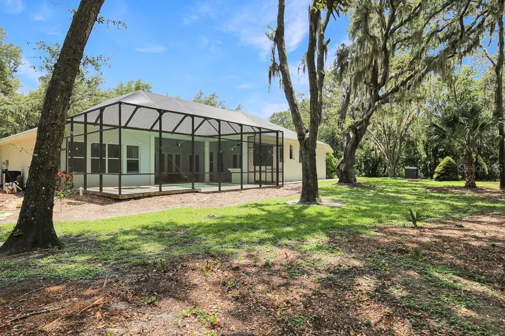 6034 HAMMOCK HILL AVENUE Lithia, FL 33547