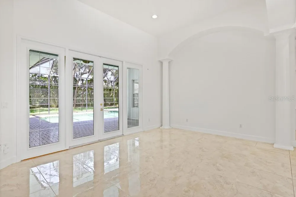 6034 HAMMOCK HILL AVENUE Lithia, FL 33547