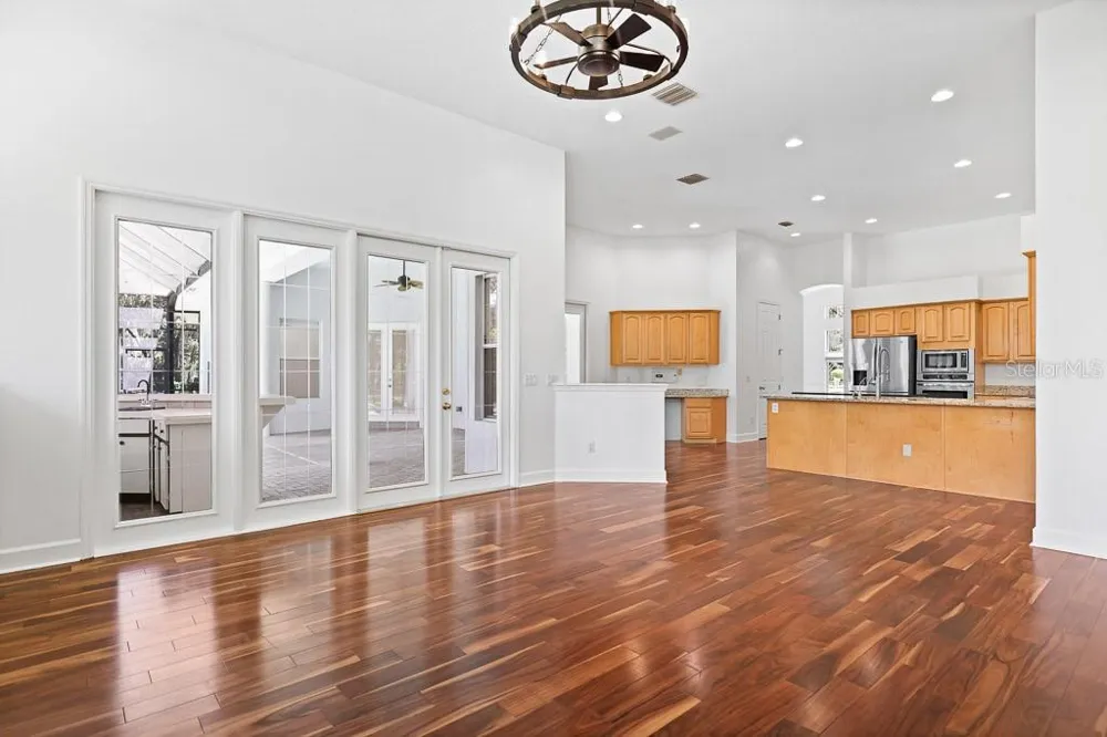 6034 HAMMOCK HILL AVENUE Lithia, FL 33547