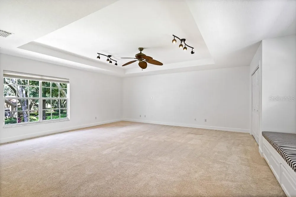 6034 HAMMOCK HILL AVENUE Lithia, FL 33547