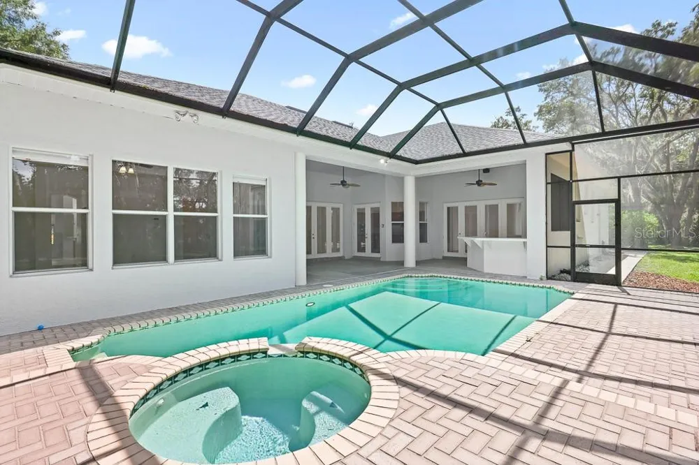 6034 HAMMOCK HILL AVENUE Lithia, FL 33547