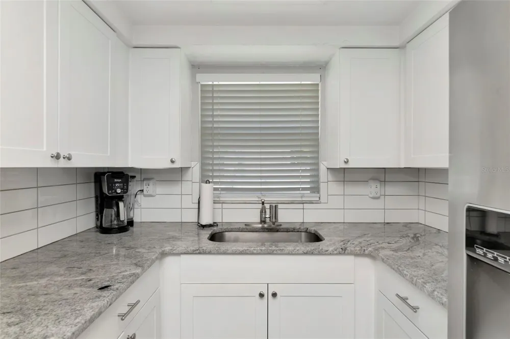 2951 EDGEWOOD LANE Sarasota, FL 34231