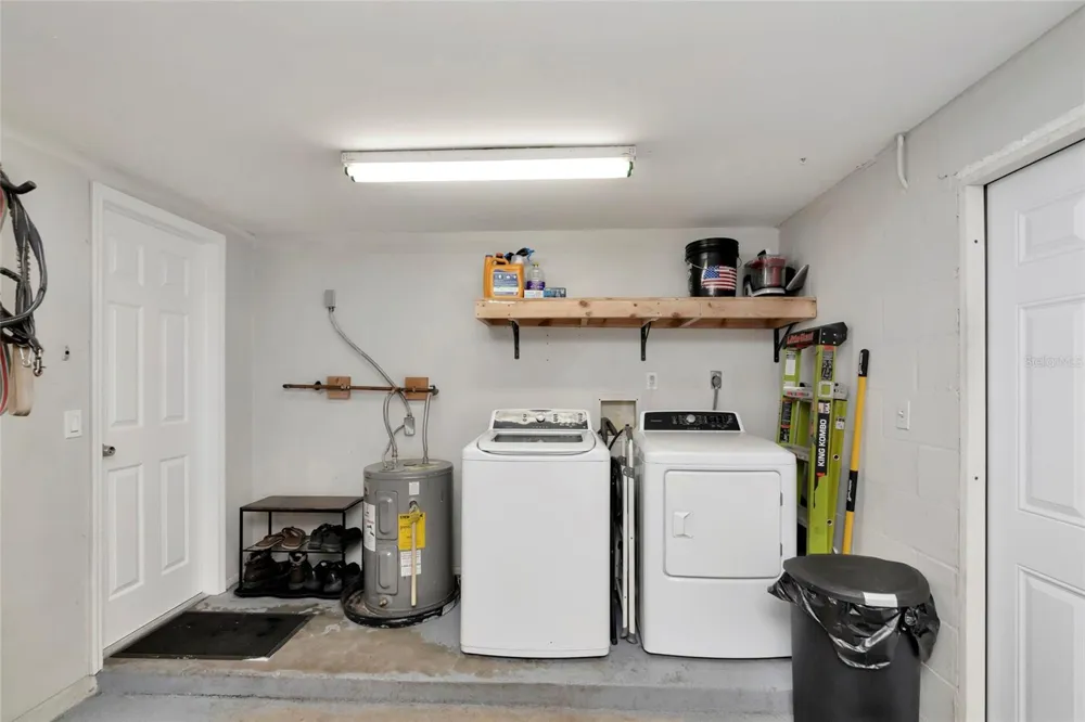 2951 EDGEWOOD LANE Sarasota, FL 34231