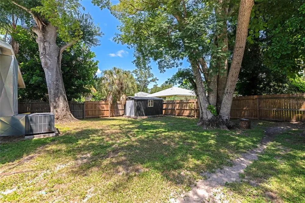 2951 EDGEWOOD LANE Sarasota, FL 34231