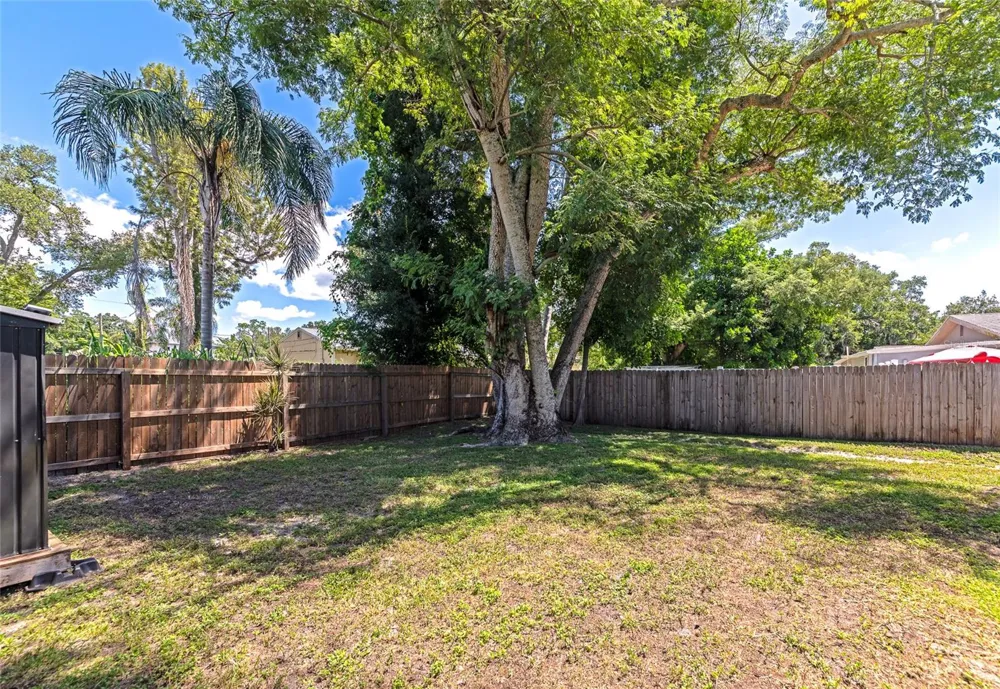2951 EDGEWOOD LANE Sarasota, FL 34231