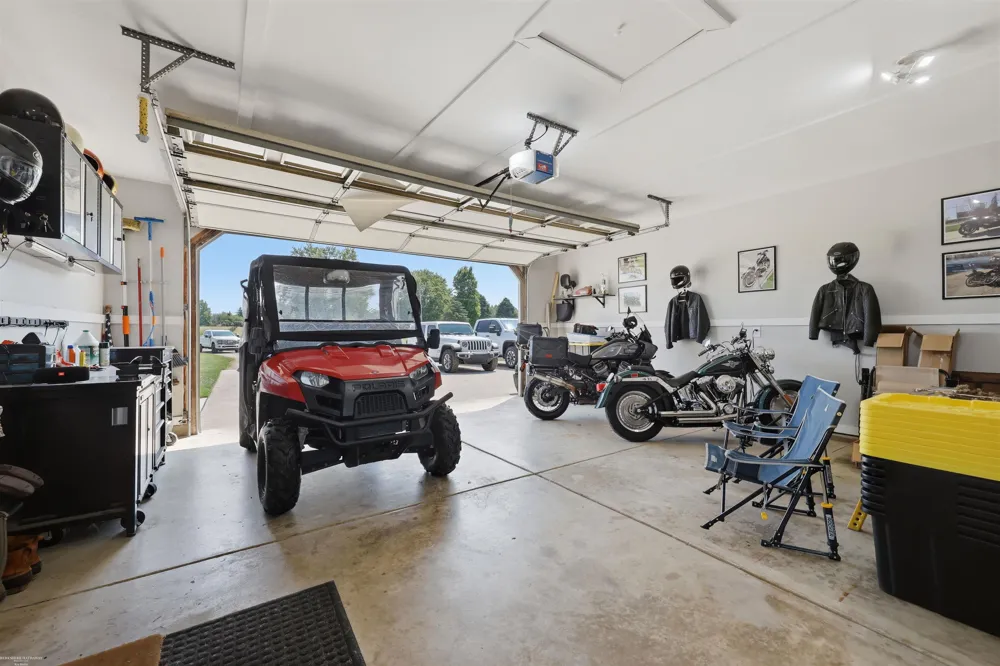 3156 Howland Road Almont Township, MI 48003