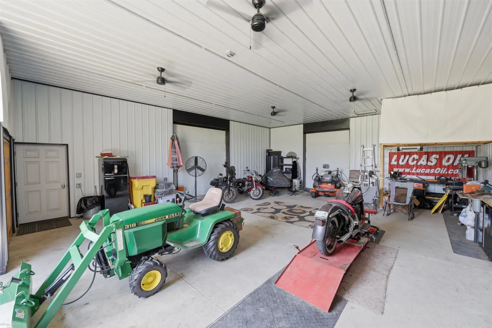 3156 Howland Road Almont Township, MI 48003