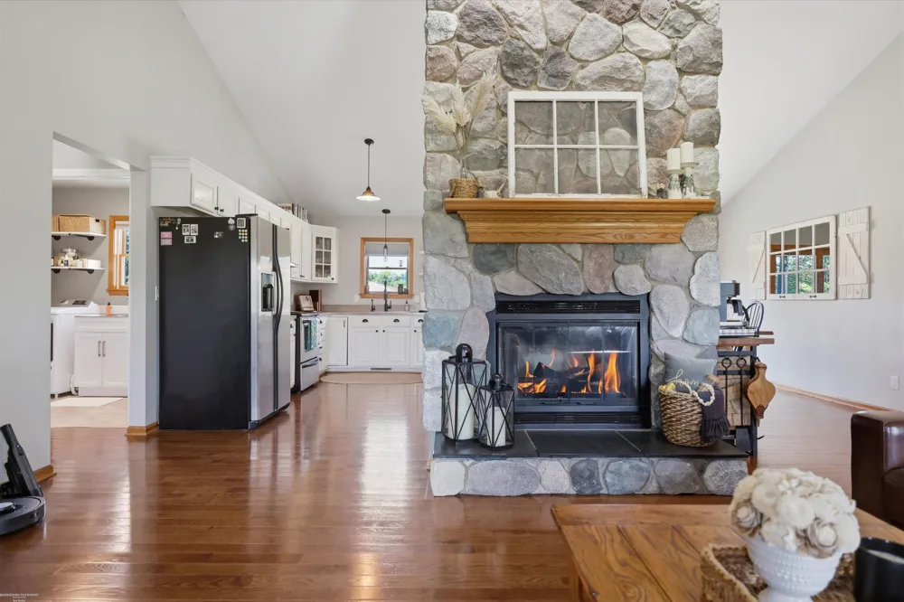 3156 Howland Road Almont Township, MI 48003