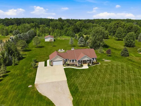 3156 Howland Road