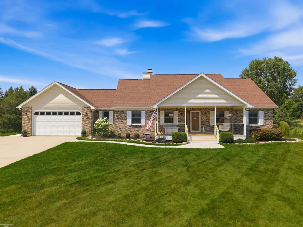 3156 Howland Road Almont Township, MI 48003
