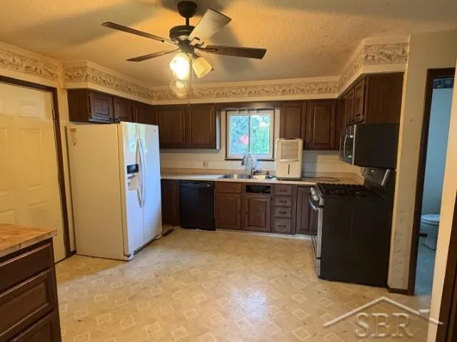 5409 Tyler Street Midland City, MI 48642