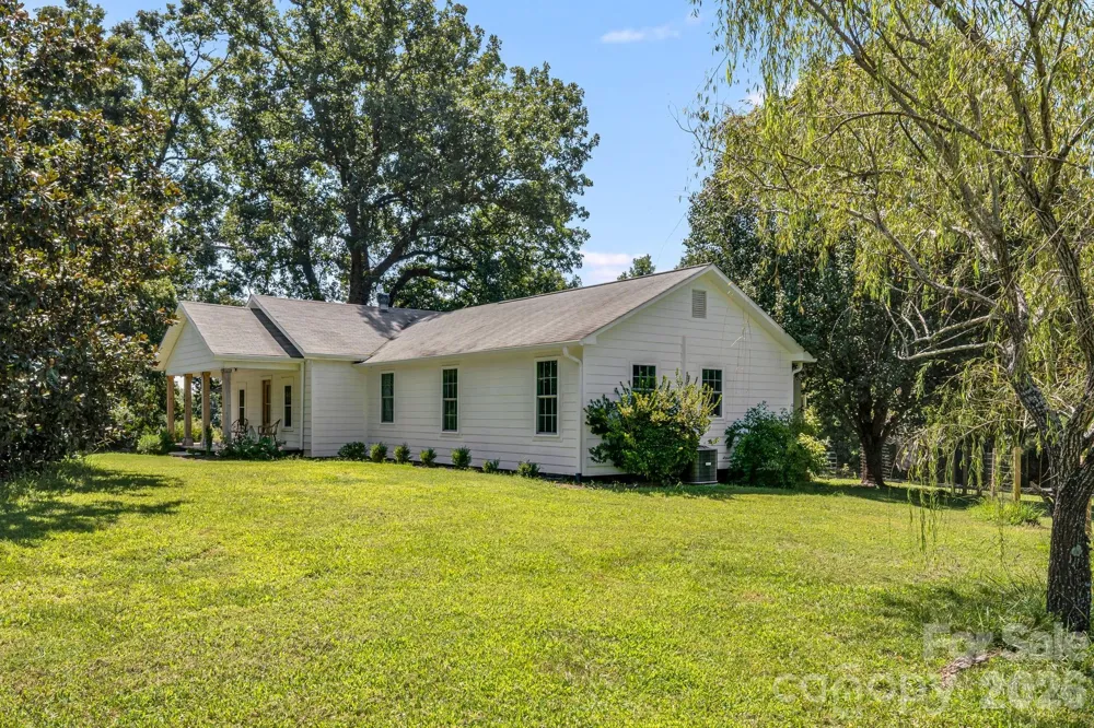 5990 S NC 9 Highway Tryon, NC 28782