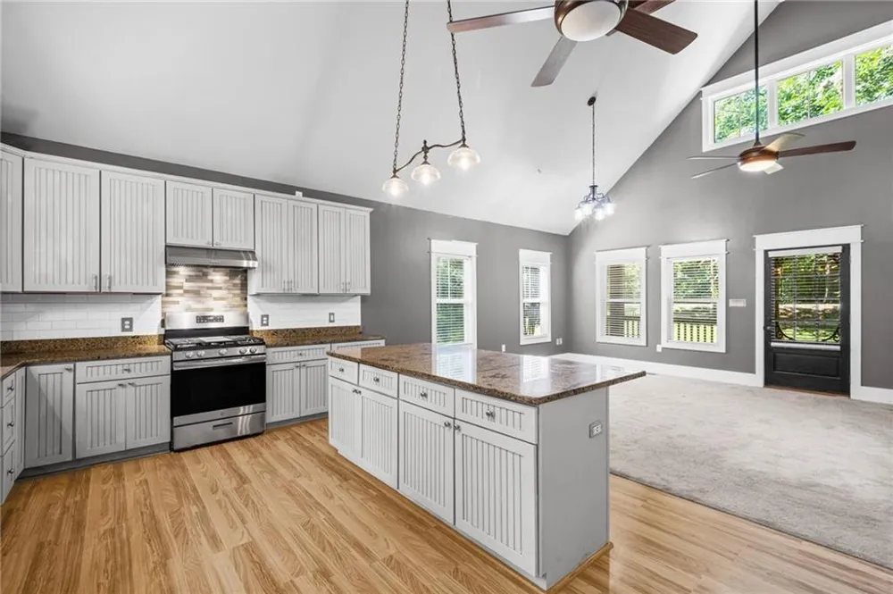 216 Byers Street Waleska, GA 30183